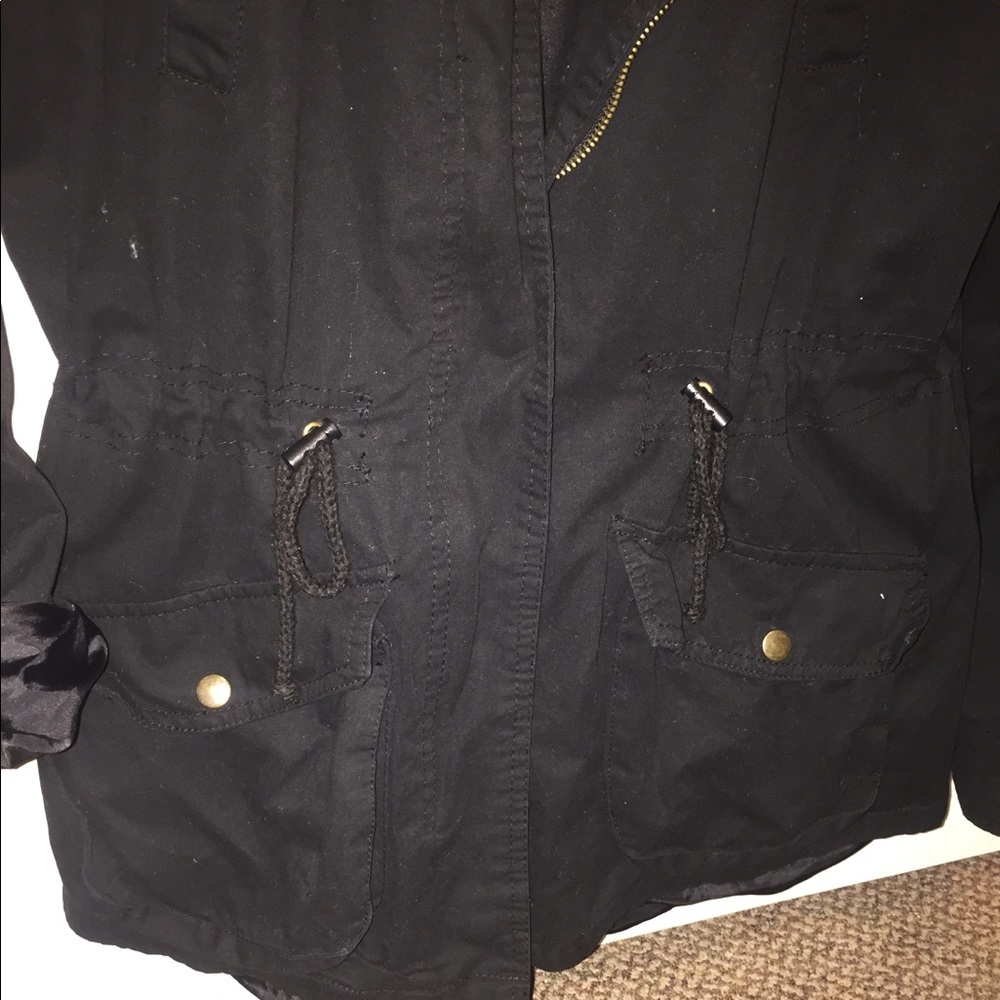 Jacket - Picture 5 of 5